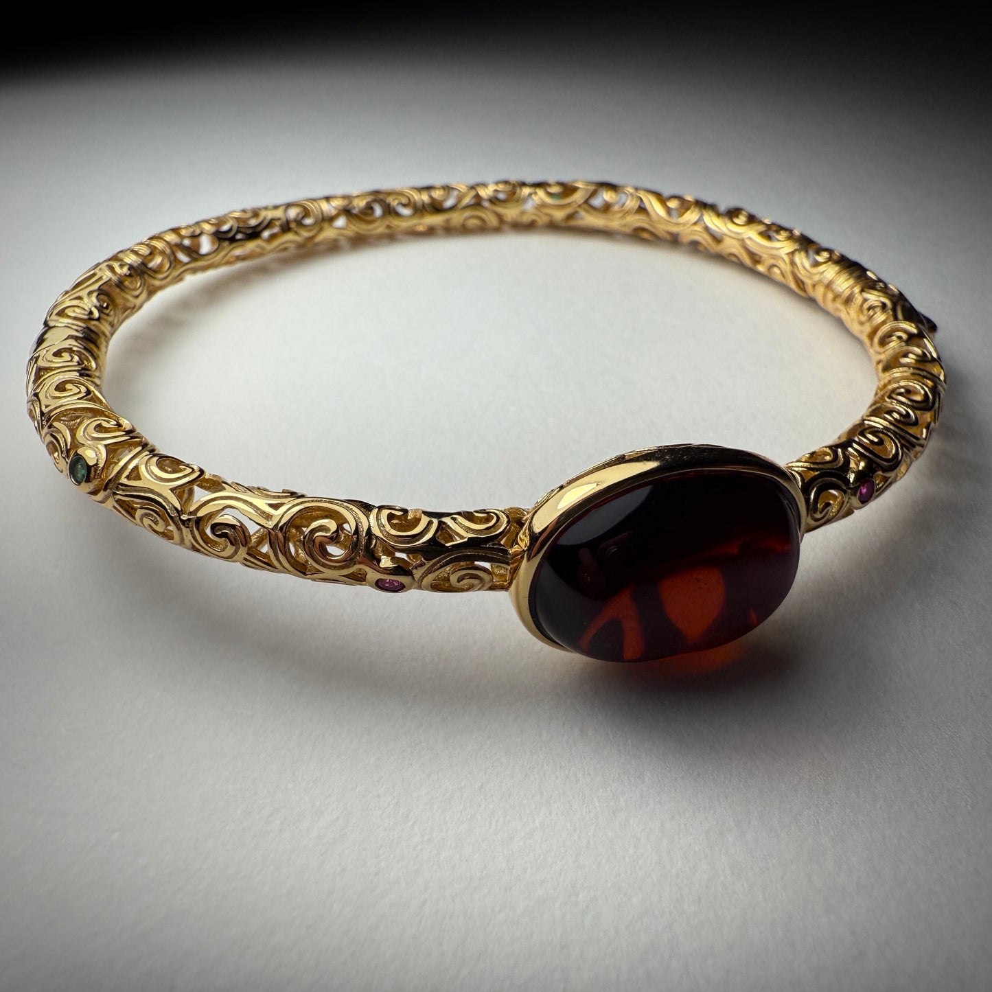 Cherry Red Amber Bangle